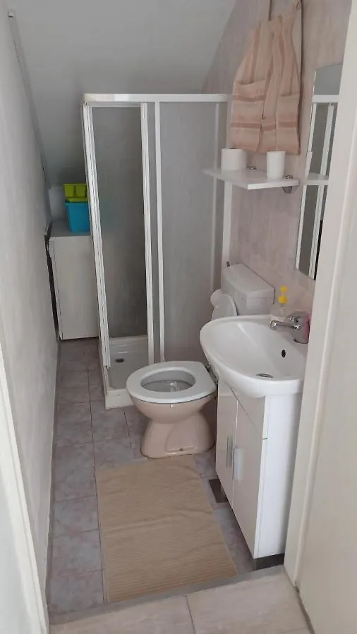 Mali Spas Pula