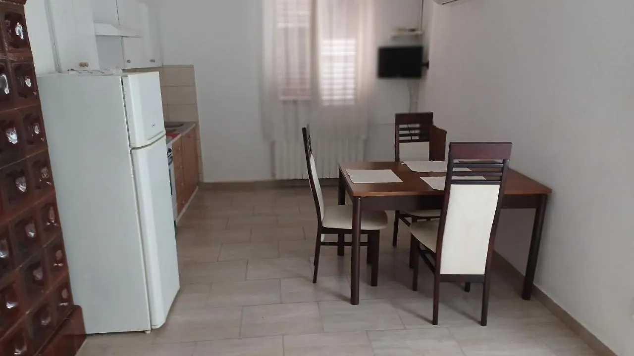 Mali Spas Pula Croatia